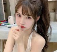 糖心vlog小桃酱照片-糖心Vlog中的小桃酱，时光剪影的甜蜜印记